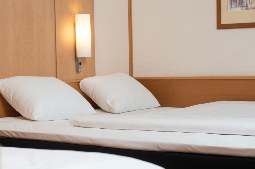 Ibis Hotel Eisenach Quarto foto